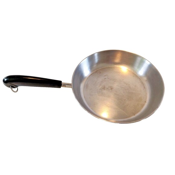 Revere Ware 9” Stainless Steel Disk Bottom Tri-Ply Skillet/Fry Pan, #901 –No Lid - Picture 5 of 12